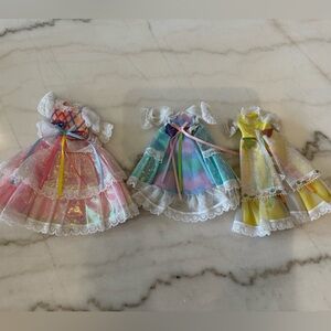 Vintage Lady Lovely Locks dresses